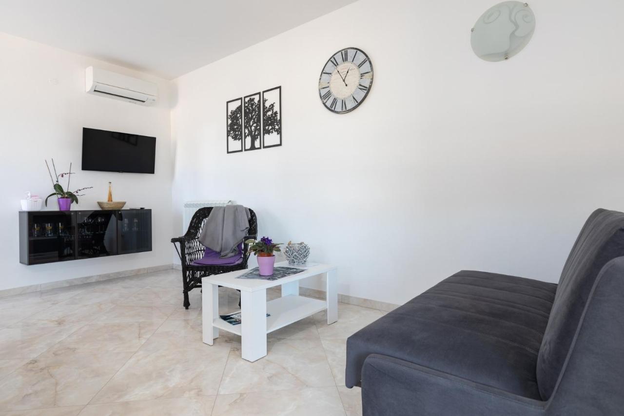 Apartments With A Parking Space Punat, Krk - 20553 מראה חיצוני תמונה